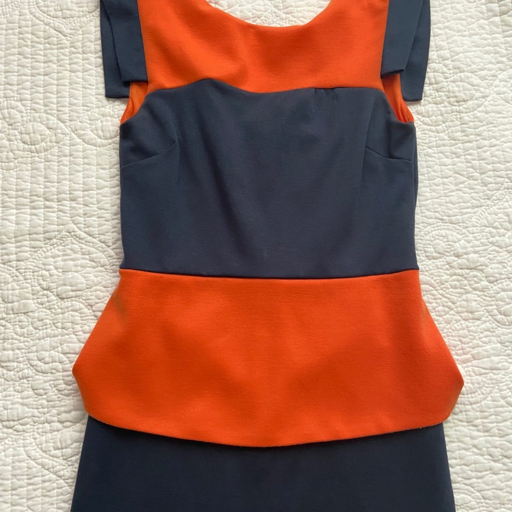 Dress - Picture 2 of 4